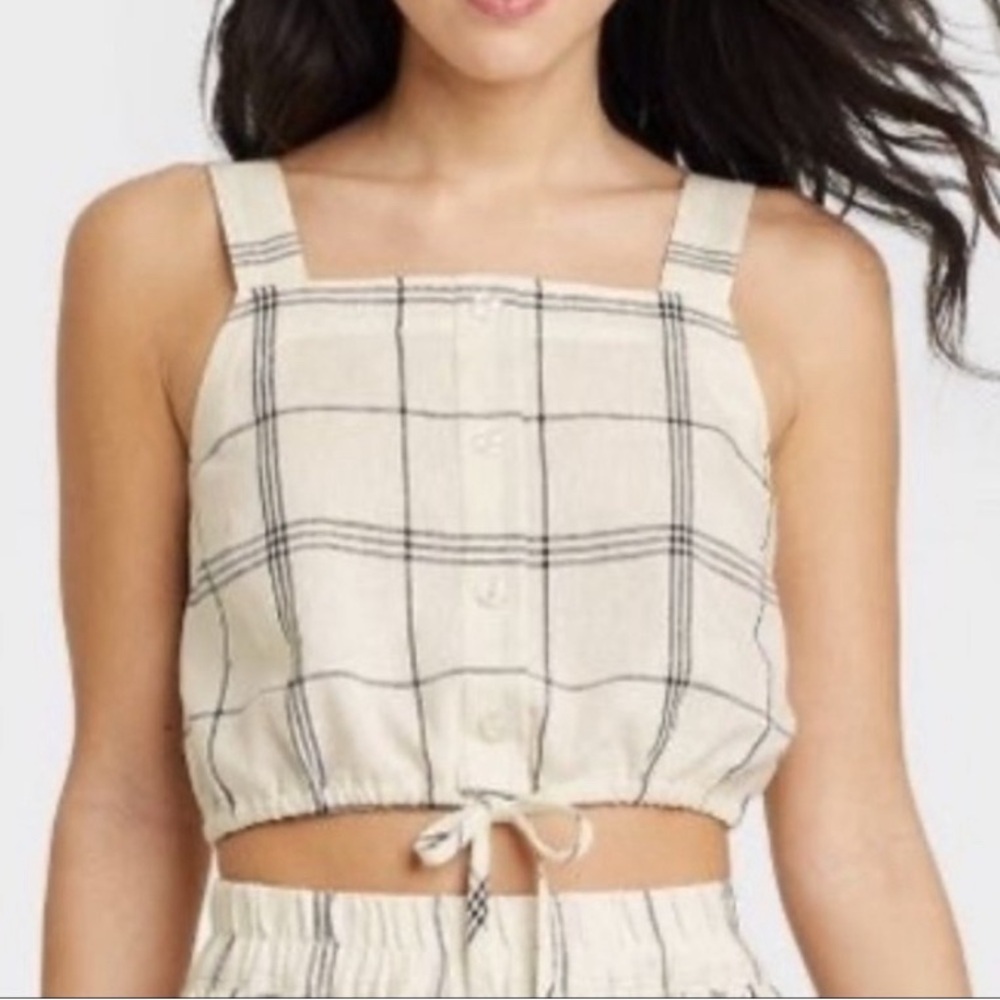 A New Day Crop Tie Front Black and Cream Target Large Tank Top Blouse